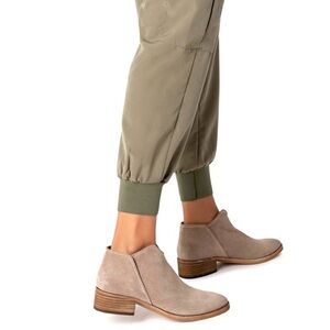 DOLCE VITA Trist Suede Taupe Ankle Booties
